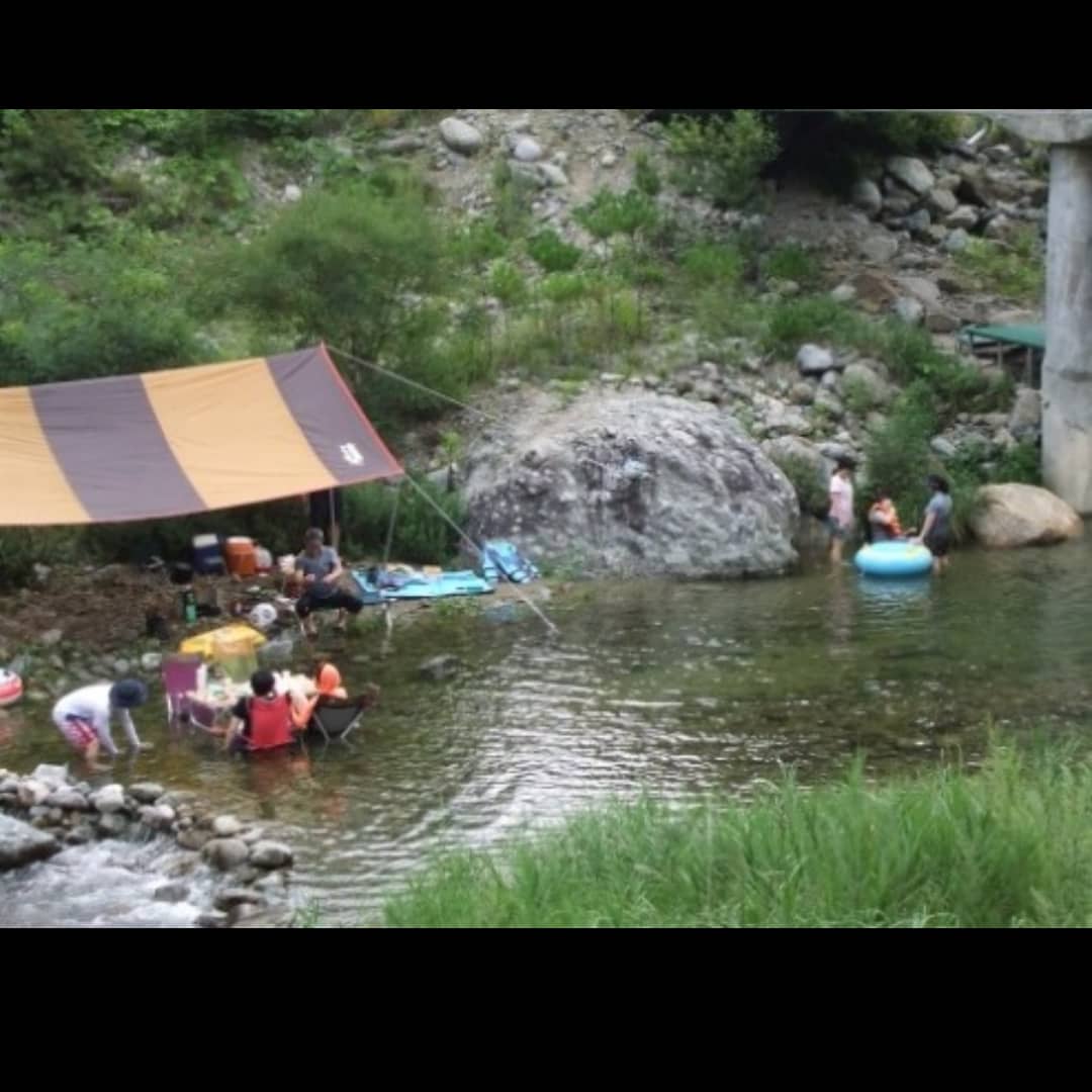계곡물소리펜션